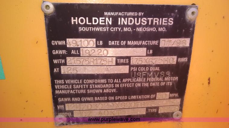 image for item AW9049 1998 Holden HCZ40KT equipment trailer