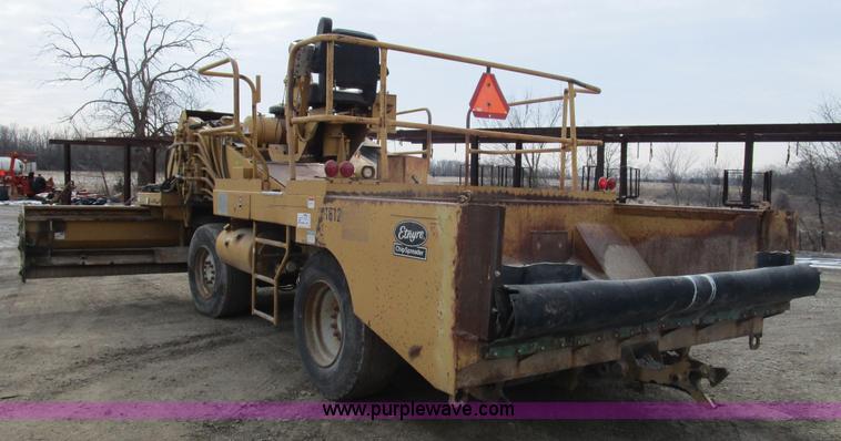 image for item D2305 Etnyre chip spreader