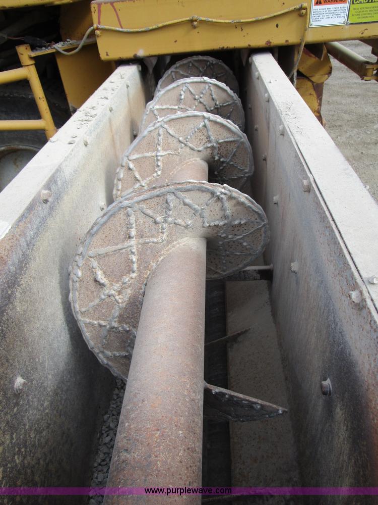 image for item D2305 Etnyre chip spreader