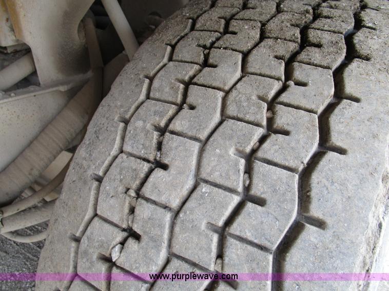 image for item D2305 Etnyre chip spreader