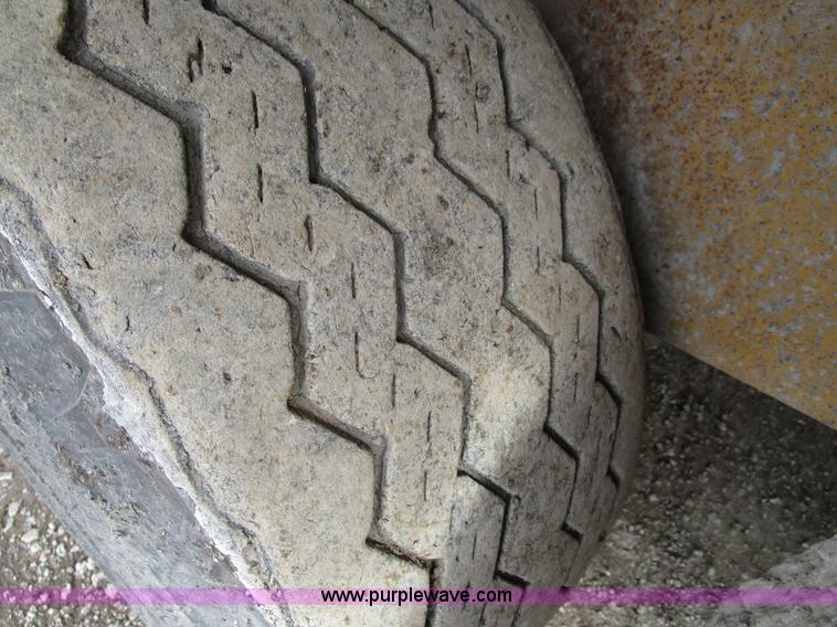 image for item D2305 Etnyre chip spreader