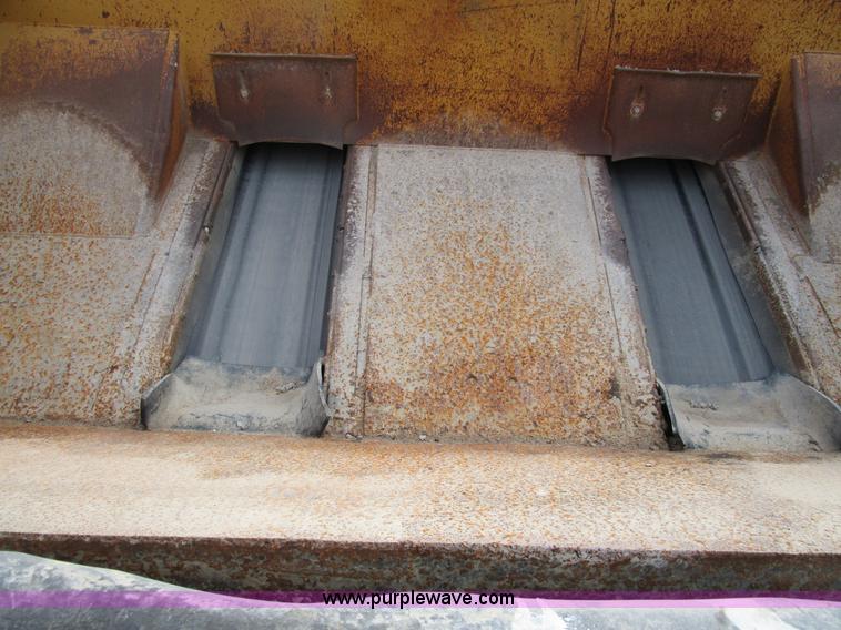 image for item D2305 Etnyre chip spreader