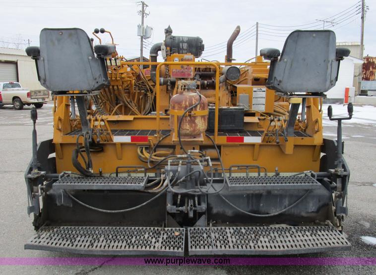 image for item D2306 1996 LeeBoy L8500T asphalt paver