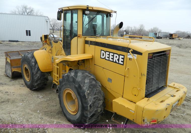 image for item D6133 2001 John Deere 744H wheel loader