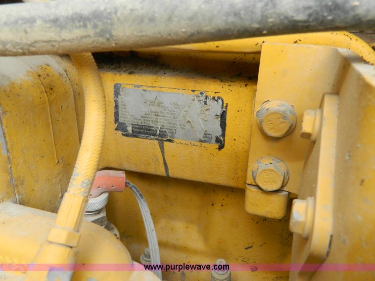image for item D6133 2001 John Deere 744H wheel loader