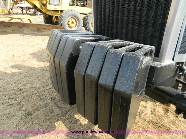 image for item D6147 1977 White 2-155 Field Boss tractor