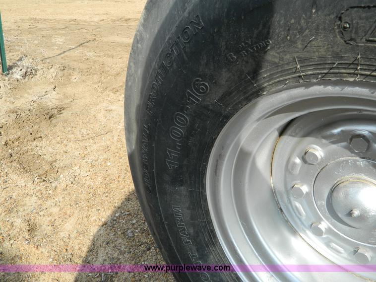 image for item D6147 1977 White 2-155 Field Boss tractor