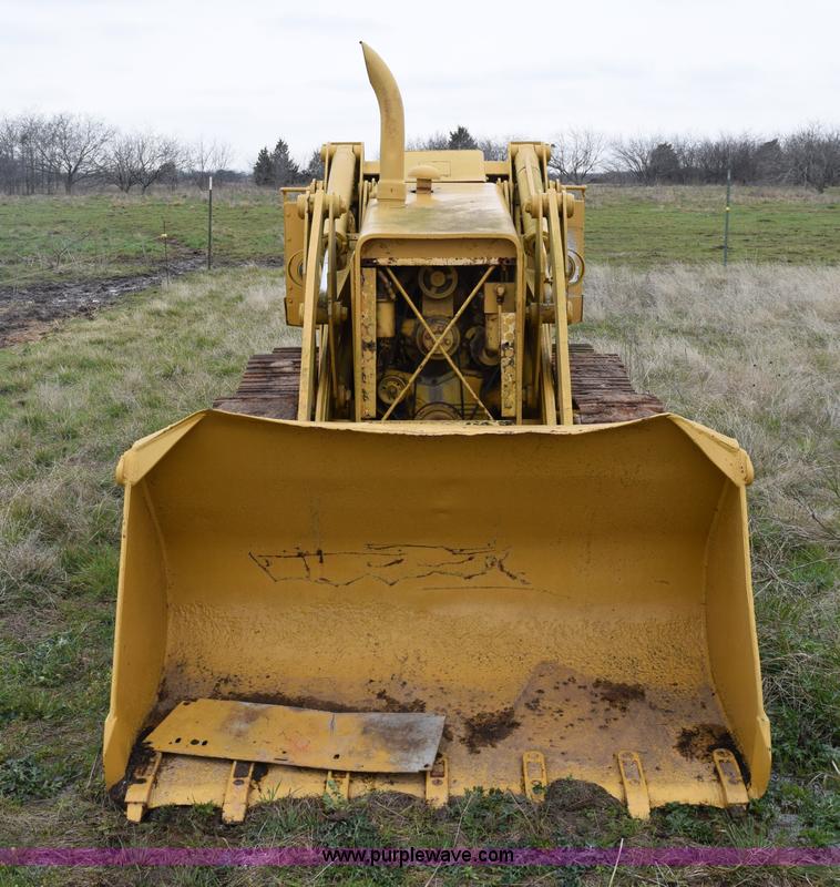 image for item E6238 Allis Chalmers 655 track loader