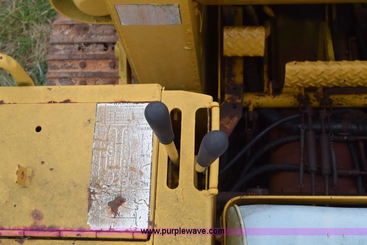 image for item E6238 Allis Chalmers 655 track loader