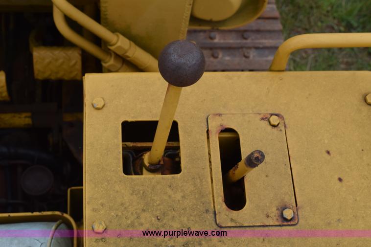 image for item E6238 Allis Chalmers 655 track loader