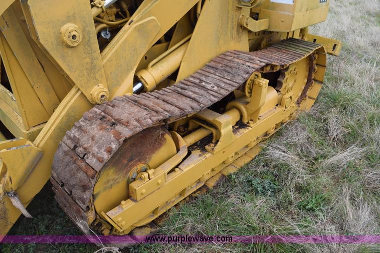 image for item E6238 Allis Chalmers 655 track loader