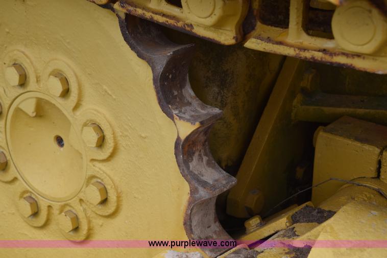 image for item E6238 Allis Chalmers 655 track loader