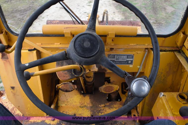 image for item E6248 Hough H30 wheel loader