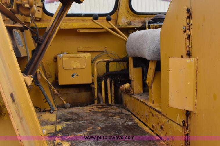 image for item E6248 Hough H30 wheel loader