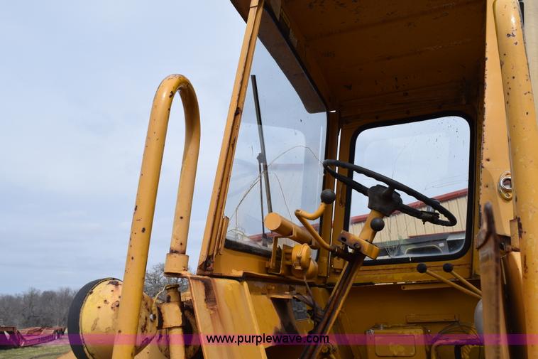 image for item E6248 Hough H30 wheel loader