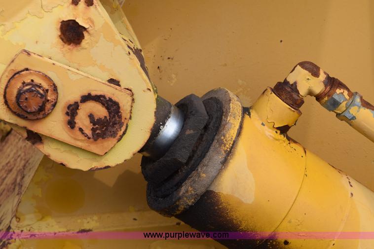 image for item E6248 Hough H30 wheel loader