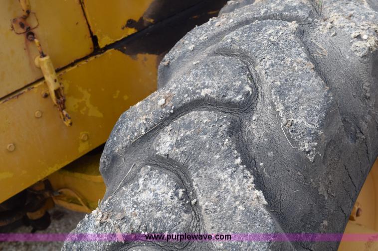 image for item E6248 Hough H30 wheel loader