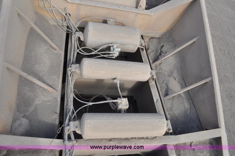 image for item F2212 1979 Load King bottom dump trailer