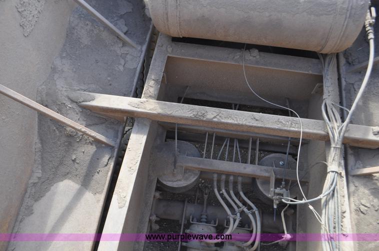 image for item F2212 1979 Load King bottom dump trailer