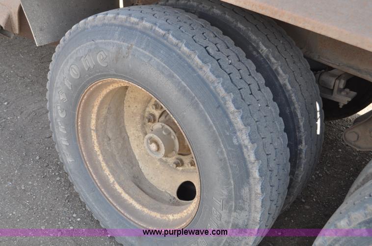 image for item F2212 1979 Load King bottom dump trailer