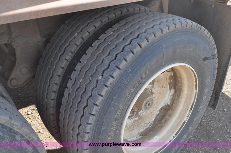 image for item F2212 1979 Load King bottom dump trailer