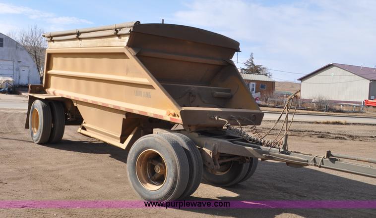 image for item F2213 1981 Load King 1015-R bottom dump pup trailer