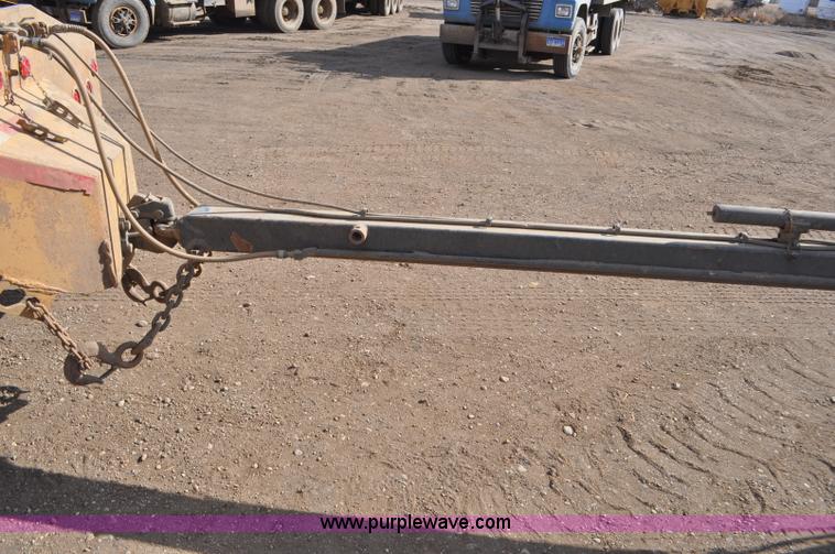 image for item F2213 1981 Load King 1015-R bottom dump pup trailer