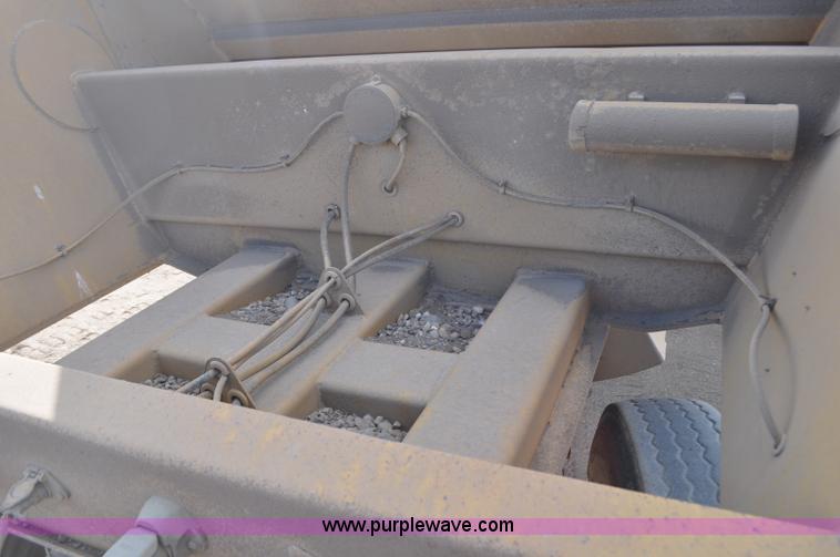 image for item F2213 1981 Load King 1015-R bottom dump pup trailer