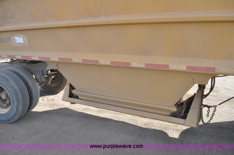 image for item F2213 1981 Load King 1015-R bottom dump pup trailer