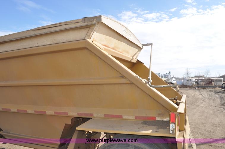 image for item F2213 1981 Load King 1015-R bottom dump pup trailer