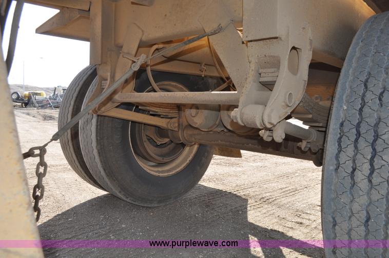 image for item F2213 1981 Load King 1015-R bottom dump pup trailer