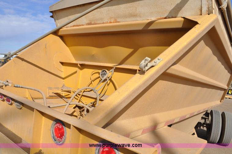 image for item F2213 1981 Load King 1015-R bottom dump pup trailer