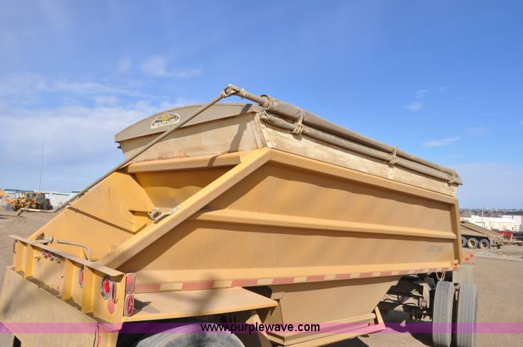 image for item F2213 1981 Load King 1015-R bottom dump pup trailer