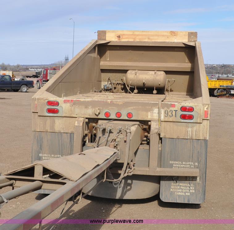 image for item F2214 1999 R-way 4221PRI bottom dump trailer