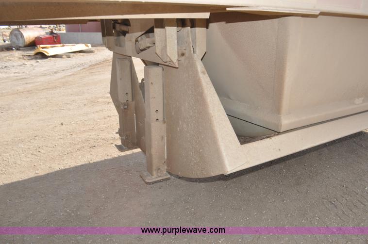 image for item F2214 1999 R-way 4221PRI bottom dump trailer