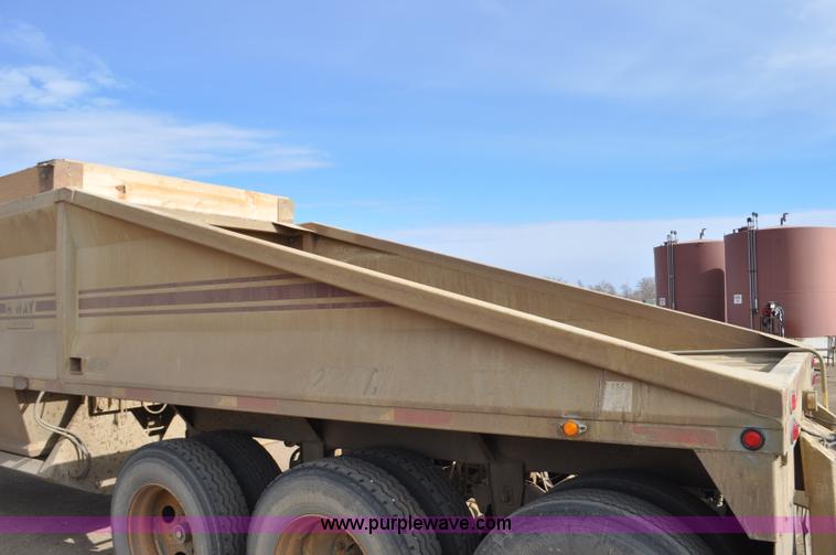 image for item F2214 1999 R-way 4221PRI bottom dump trailer