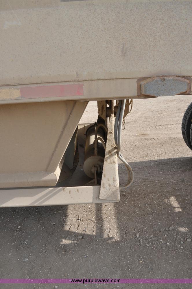 image for item F2214 1999 R-way 4221PRI bottom dump trailer
