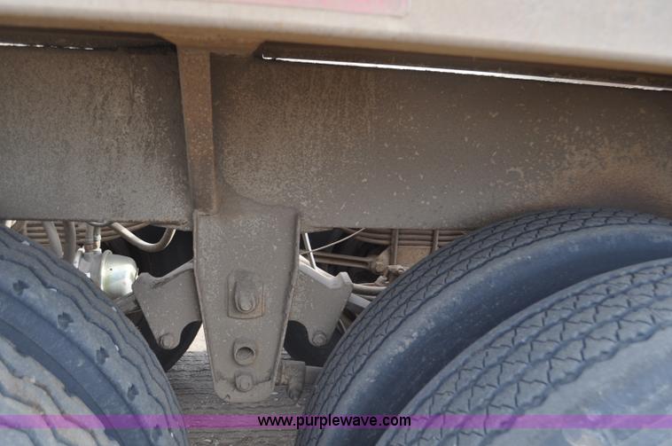 image for item F2214 1999 R-way 4221PRI bottom dump trailer