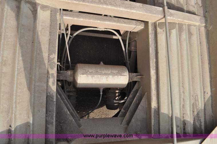 image for item F2214 1999 R-way 4221PRI bottom dump trailer