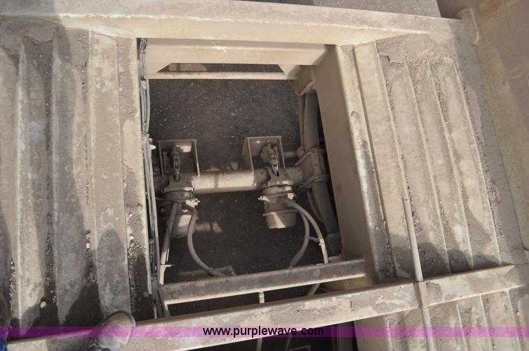 image for item F2214 1999 R-way 4221PRI bottom dump trailer