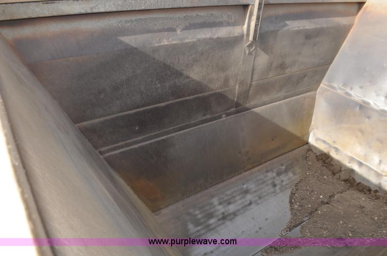 image for item F2214 1999 R-way 4221PRI bottom dump trailer