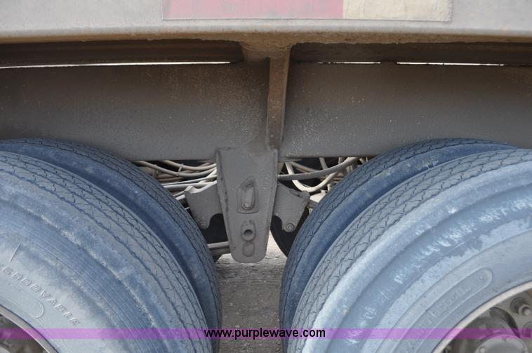 image for item F2214 1999 R-way 4221PRI bottom dump trailer