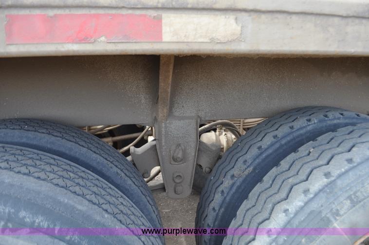 image for item F2214 1999 R-way 4221PRI bottom dump trailer