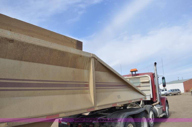 image for item F2214 1999 R-way 4221PRI bottom dump trailer