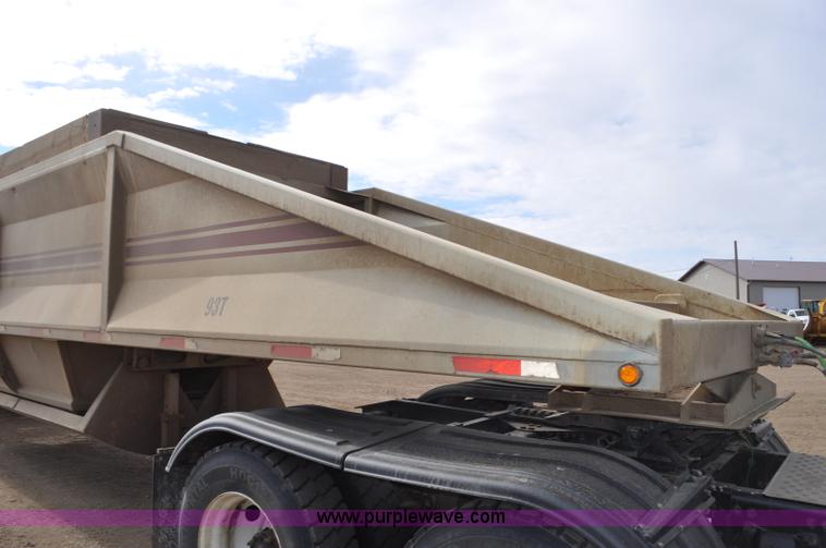 image for item F2214 1999 R-way 4221PRI bottom dump trailer