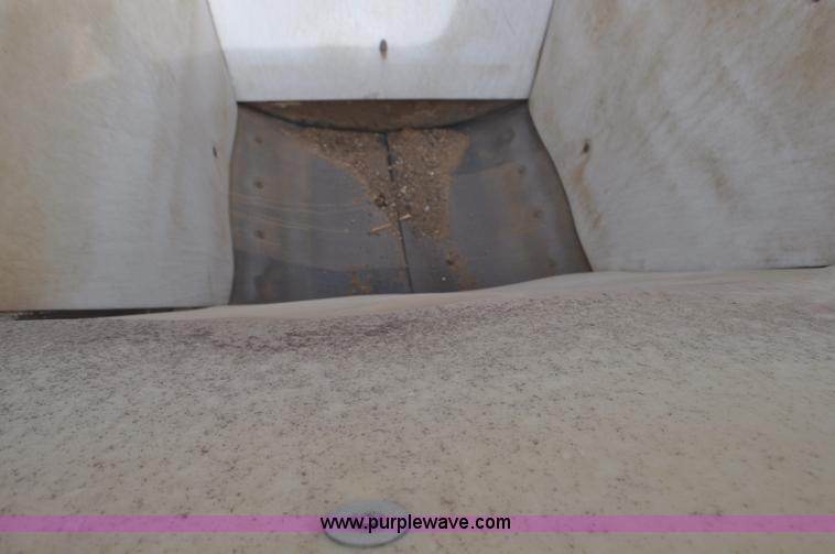 image for item F2215 2009 Trail King TKBDP11-202 bottom dump trailer