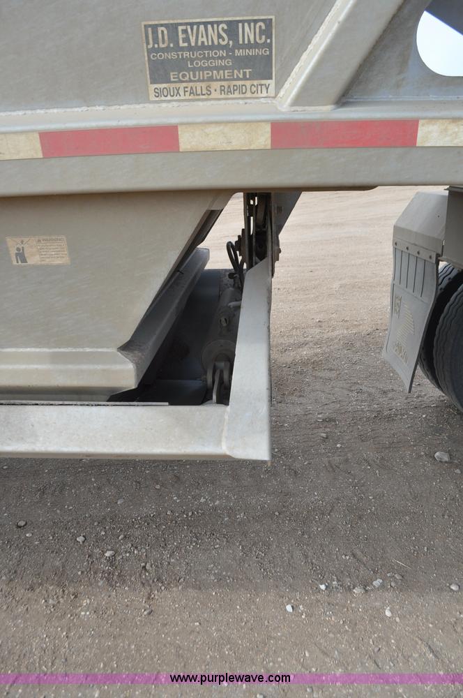 image for item F2215 2009 Trail King TKBDP11-202 bottom dump trailer