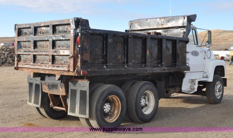 image for item F2224 1970 Ford dump truck