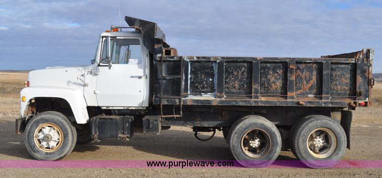 image for item F2224 1970 Ford dump truck