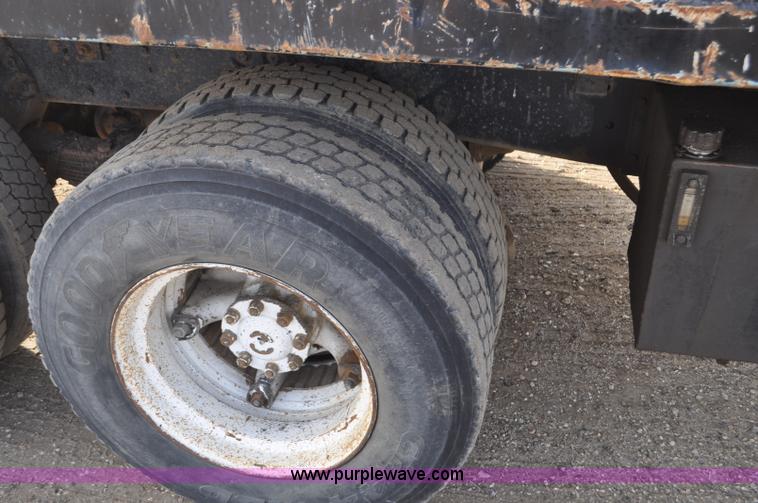 image for item F2224 1970 Ford dump truck